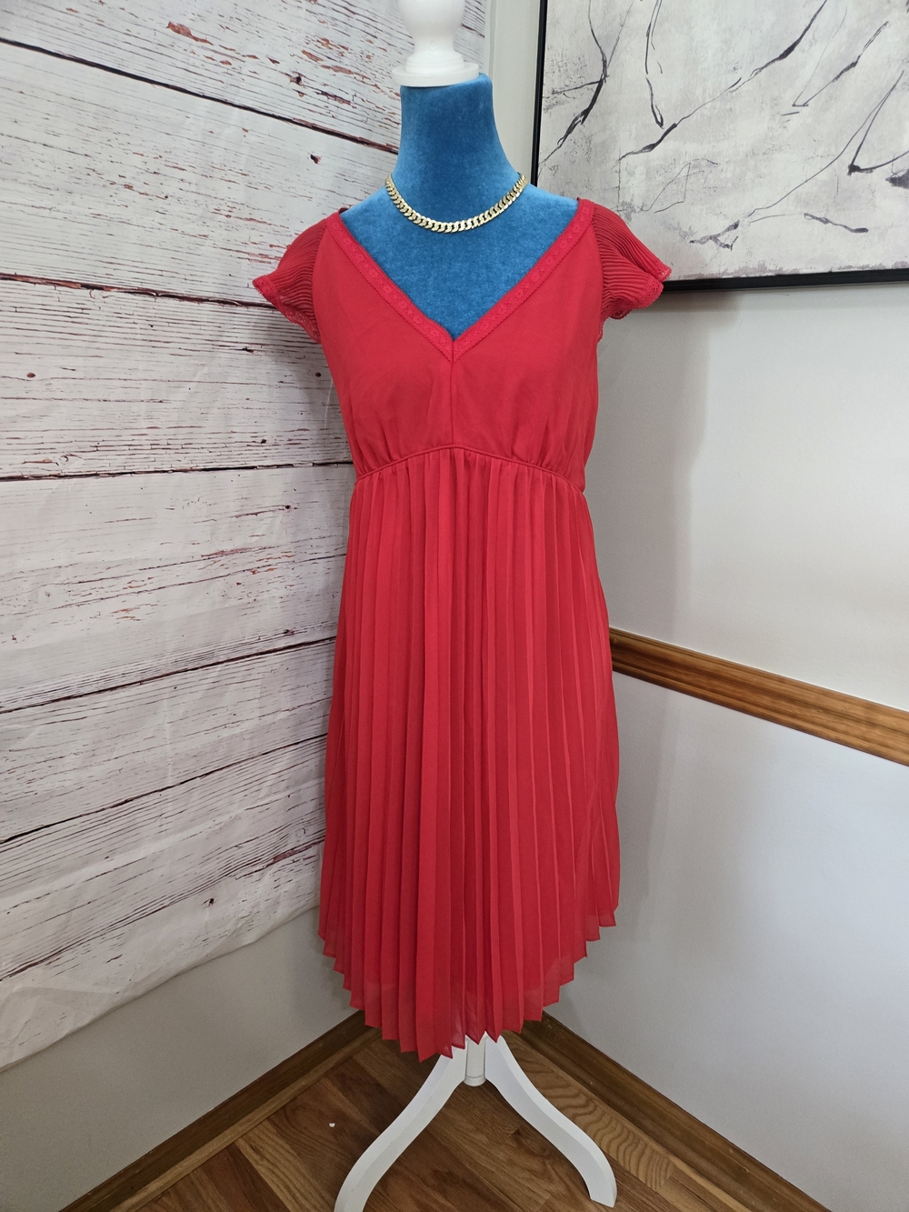NWT Daniel Rainn Red Pleated Midi Dress Flutter Sleeve Size L